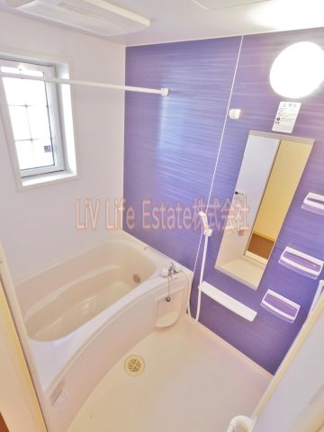 東村山市廻田町１丁目のアパートの浴室