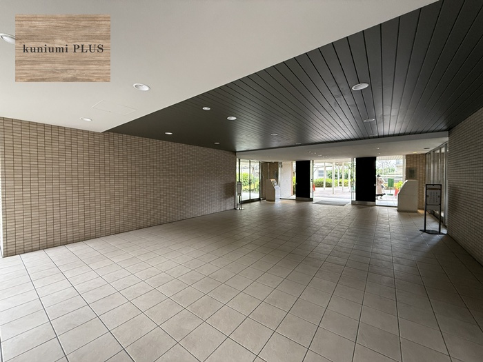 セントプレイス大阪ウィスタリアコートのエントランス