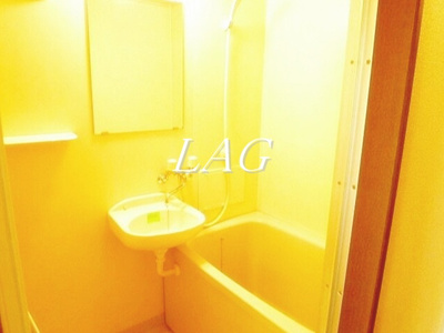 【浴室】 | ウエストベリー弐番館 | お風呂です。