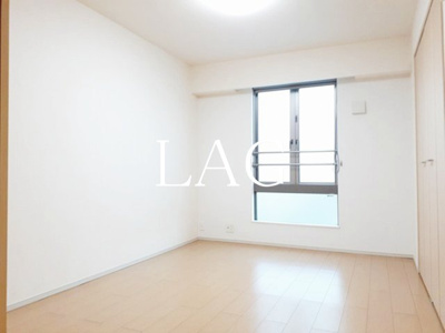 【寝室】 | ふる～る本中山 | 寝室です。