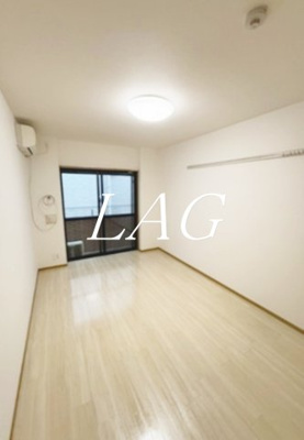 【居間・リビング】 | グランビスタ参番館(K-141) | 洋室です。