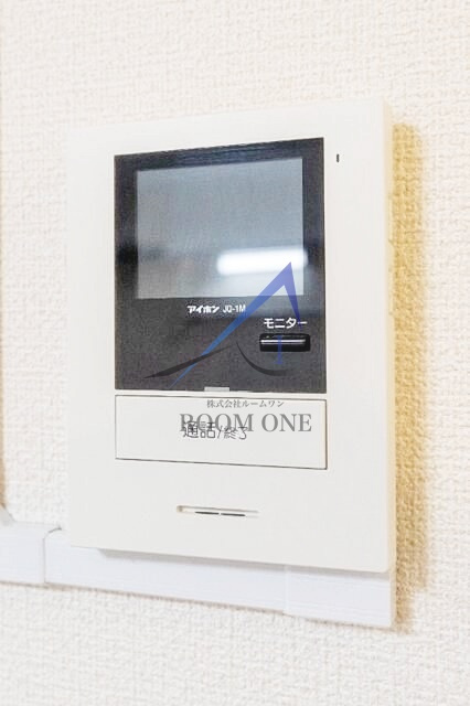 マルセンビルのセキュリティ|モニター付きインターホンです。