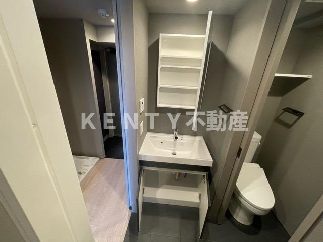 【独立洗面台】 | ザ・ライオンズフォーシア蒲田 | 朝の支度にも助かる、独立の洗髪洗面化粧台