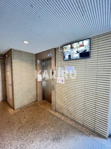 エヌズのロビー