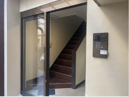 【エントランス】