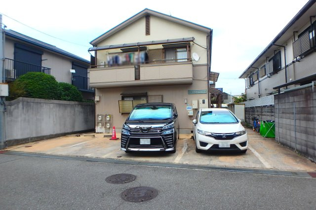 パインハイツ大井手