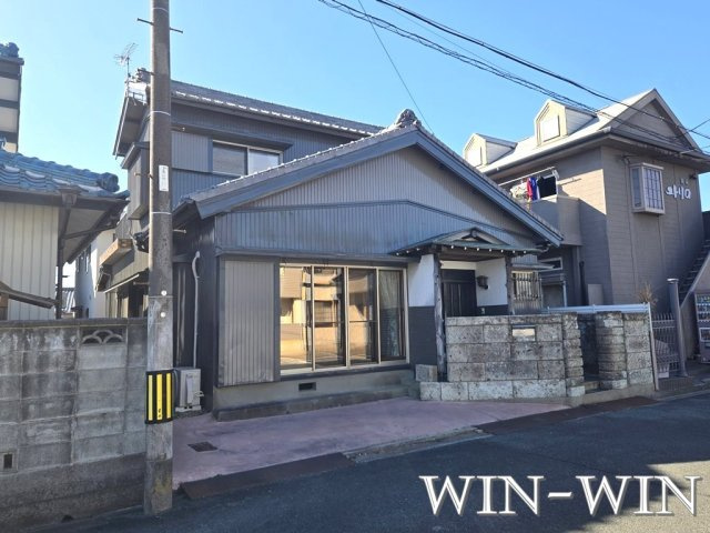 草間町戸建の外観