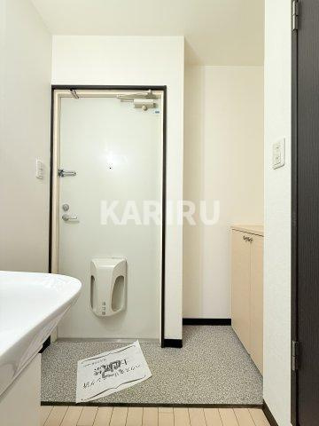 グランパシフィック鶴橋 の玄関