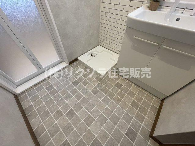 高瀬町１丁目　中古一戸建ての脱衣所|■物件内覧・資金計画相談・住宅ローン相談、リフォーム相談、お問合せ受付中■
※当日・翌日のご内覧、ご相談はお電話でのお問合せがスムーズです！