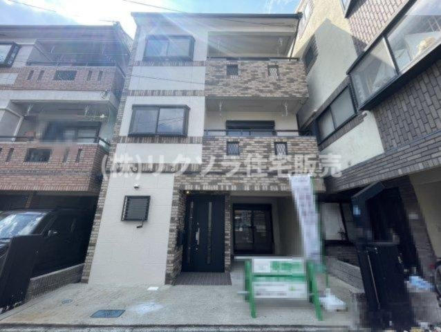 高瀬町１丁目　中古一戸建ての外観|新しい生活にいかがでしょうか？外観はお住まいの顔になります。こだわりたいポイントですね。外壁塗装や屋根塗装のご相談も承っております。
■現地内覧・資金計画相談・住宅ローン相談もお問合せ受付中■