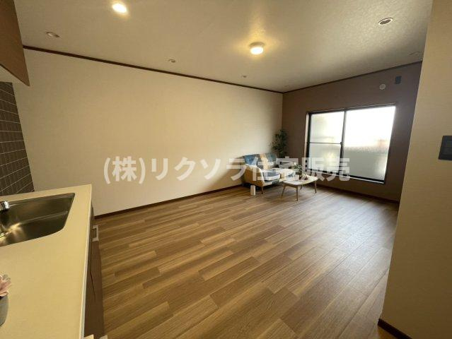 高瀬町１丁目　中古一戸建てのダイニング|LDK13.5帖
■物件内覧・資金計画相談・住宅ローン相談、リフォーム相談、お問合せ受付中■
※当日・翌日のご内覧、ご相談はお電話でのお問合せがスムーズです！
