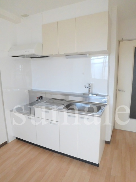 コーワエメラルドマンションのキッチン|広めのキッチンです♪