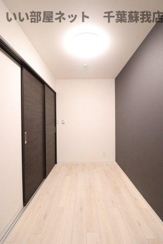 (仮称)ジーメゾン千葉村田町エベッラの寝室|使い勝手のいい寝室です