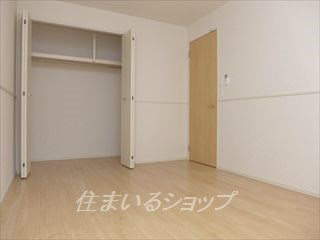 広島市安佐北区深川１丁目の賃貸マンションの寝室|クローゼットあり