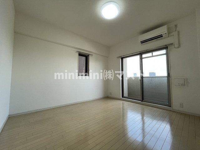 エスレジデンス谷町九丁目の居間・リビング