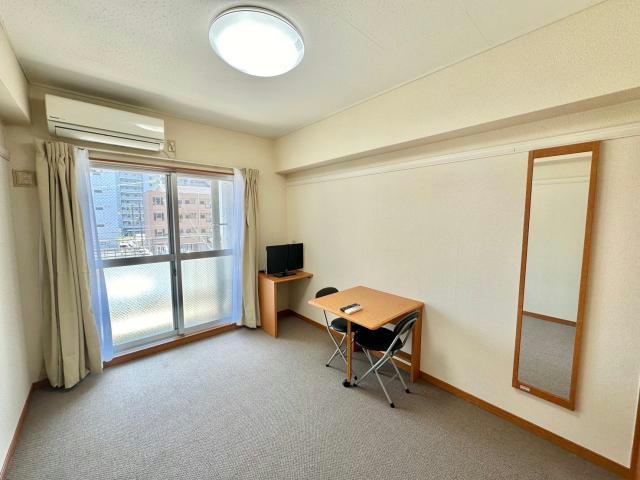 アーバンフラッツKの洋室