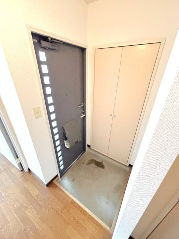 メゾン・ノリの玄関