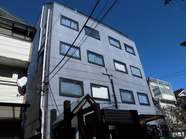 アーバントラスト北小岩2号館の外観