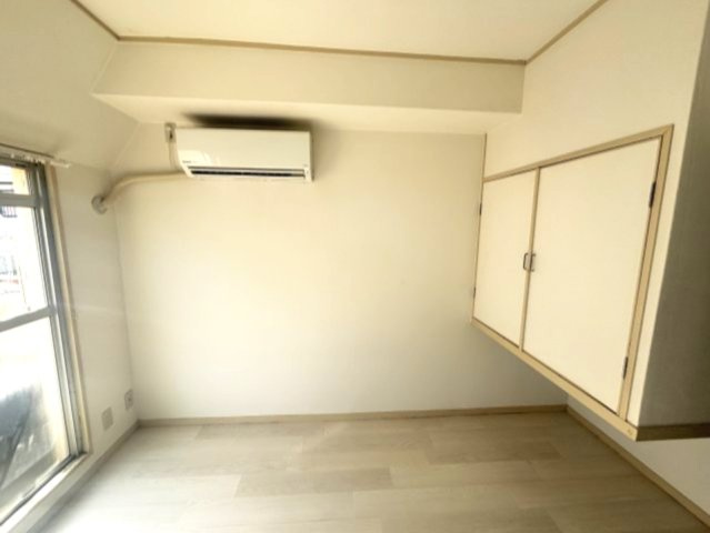 アクティ本山の居間・リビング