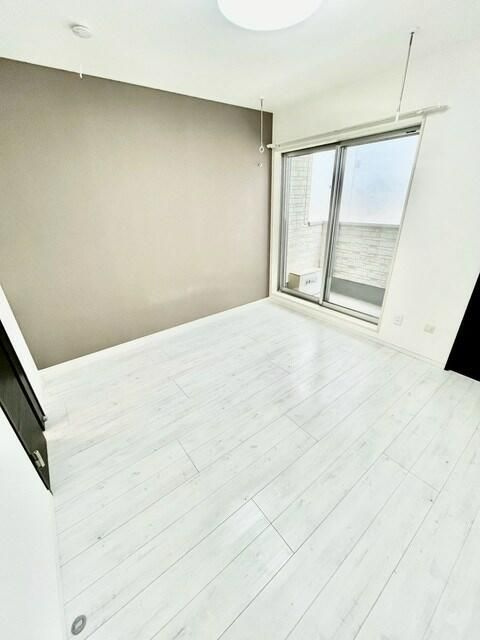 ウエストガーデン坂戸の洋室