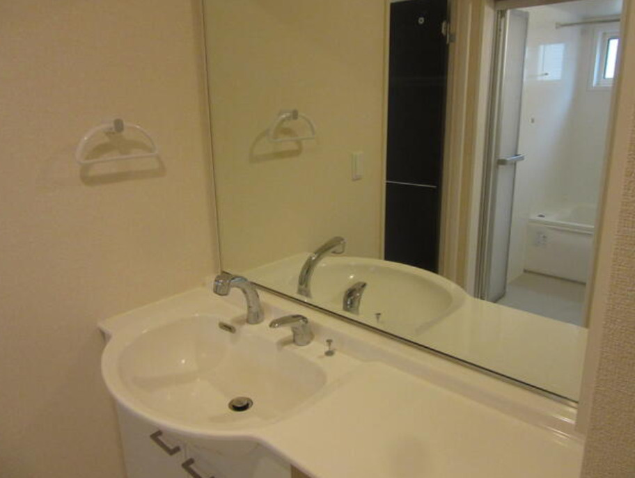 クリアパーク東神戸の洗面所