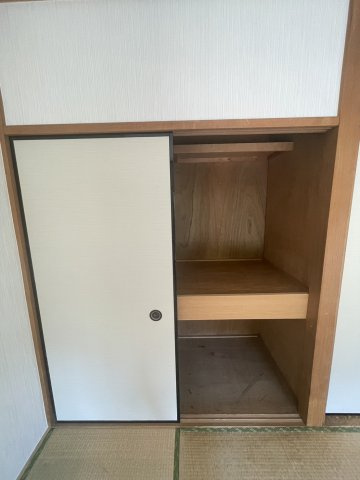 クレストの収納