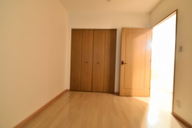 NTPRレジデンス甲子園四番町の子供部屋|①洋室4.6帖　寝室や子供部屋に