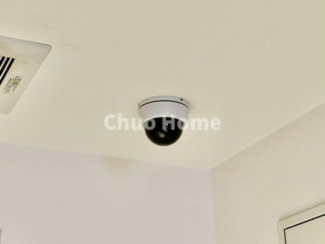 パークホームズ西葛西清新町の防犯設備|【防犯カメラ】何かあった時の大事な証拠になることももちろんなりますが、防犯というくらいですので大事なのは防犯カメラがあることによって抑止力につながることですよね。