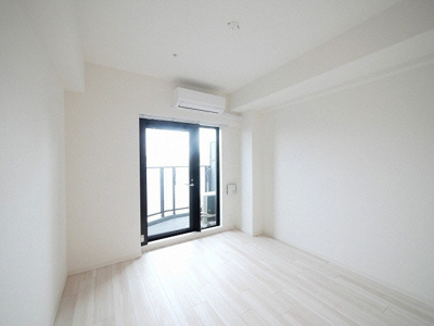 【洋室】 | Ｓ－ＲＥＳＩＤＥＮＣＥ難波大国町Ｄｅｕｘ