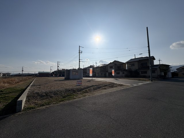 大和高田市西坊城町　全9区画の外観