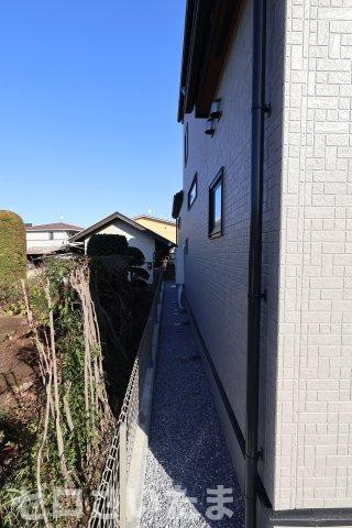 《仲介手数料無料》緑区大字三室891-6新築一戸建てブルーミングガーデン