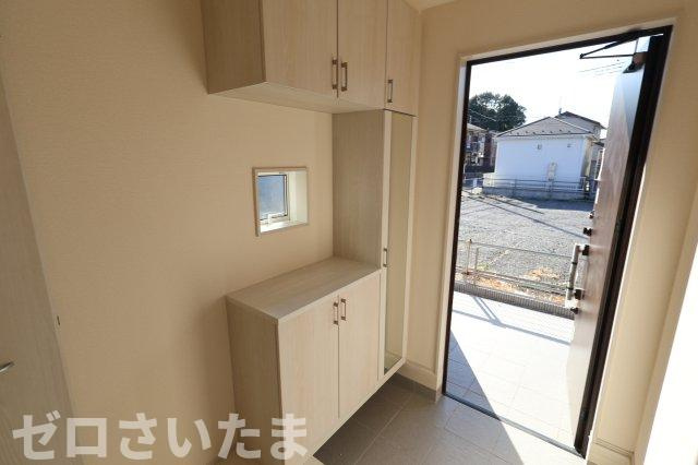 《仲介手数料無料》緑区大字三室891-6新築一戸建てブルーミングガーデンの玄関