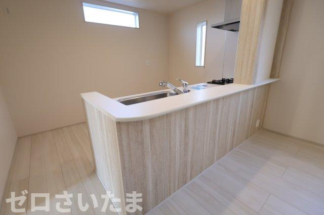 《仲介手数料無料》緑区大字三室891-6新築一戸建てブルーミングガーデンのキッチン