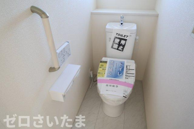 《仲介手数料無料》緑区大字三室891-6新築一戸建てブルーミングガーデンのトイレ