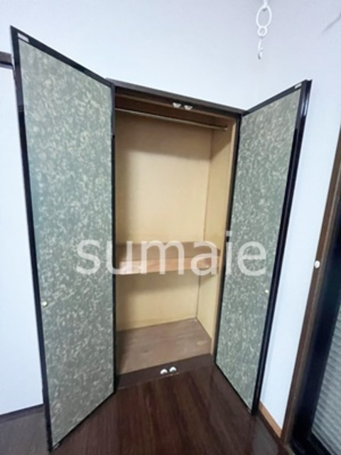 ピノ・コートのバルコニー|バルコニー近くの押入れです！