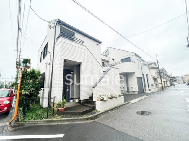 ピノ・コートのエントランス|２階建てのアパート！