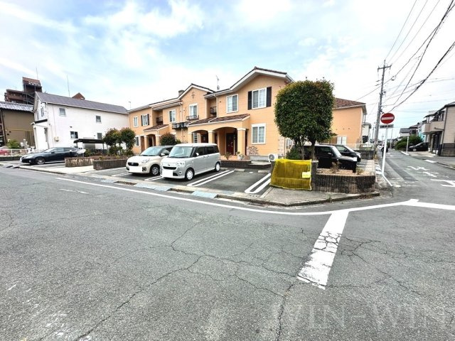 Fiore.Placido蘭の駐車場