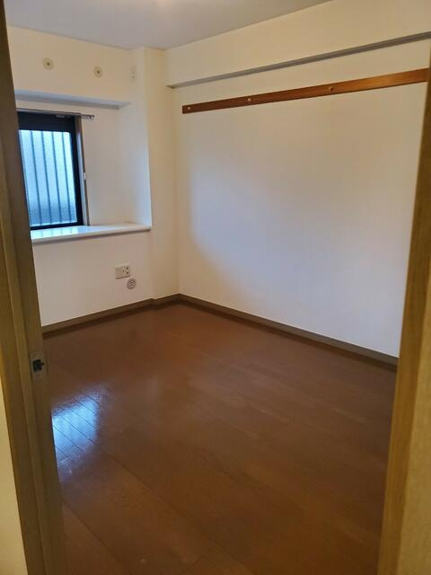 エストブリランテの洋室