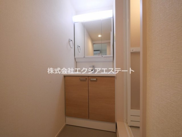 ハーモニーテラス安立Ⅳの独立洗面台