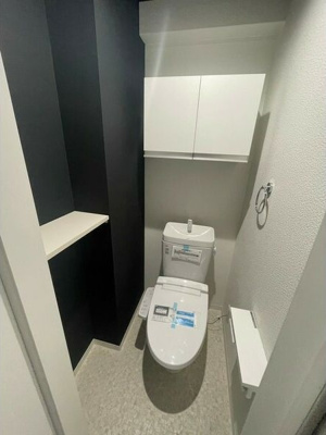 【トイレ】 | エヌエムキャトフヴァンヌフ