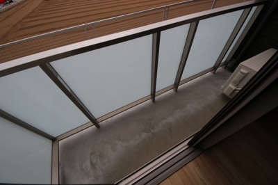 【バルコニー】 | ルアナ朝霞