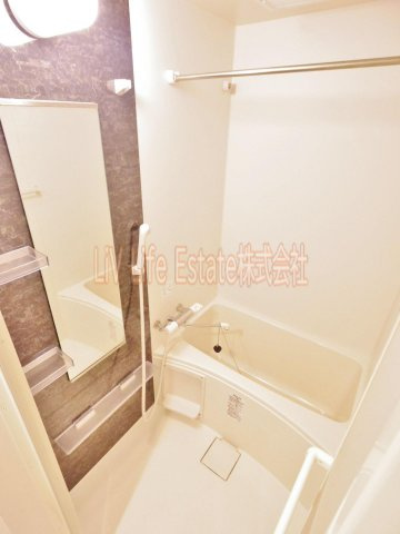 東村山市諏訪町１丁目の賃貸マンションの浴室