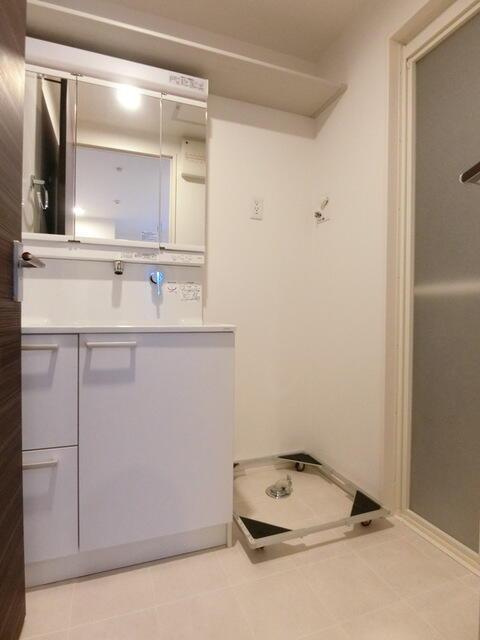 ＡＣＯＲＤＥ東中野の洗面所|独立洗面台で朝の身支度もスムーズ 