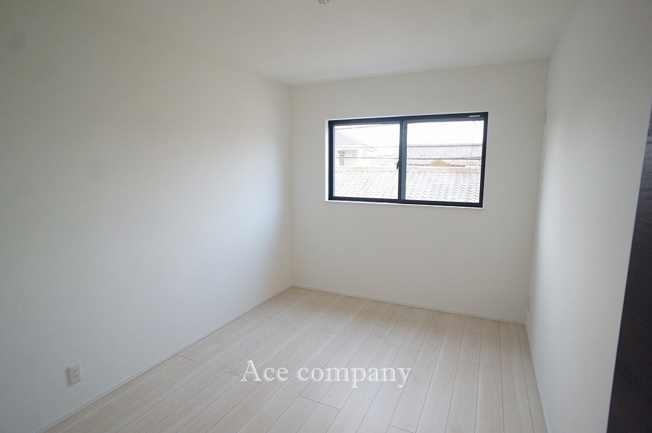 【寝室】 | 八尾市上之島町南2丁目 | 【2階：北西側洋室6帖】