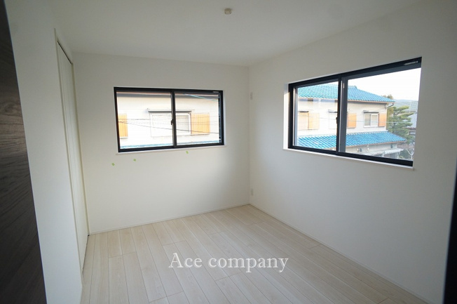 【子供部屋】 | 八尾市上之島町南2丁目 | 【2階：南側洋室6帖】