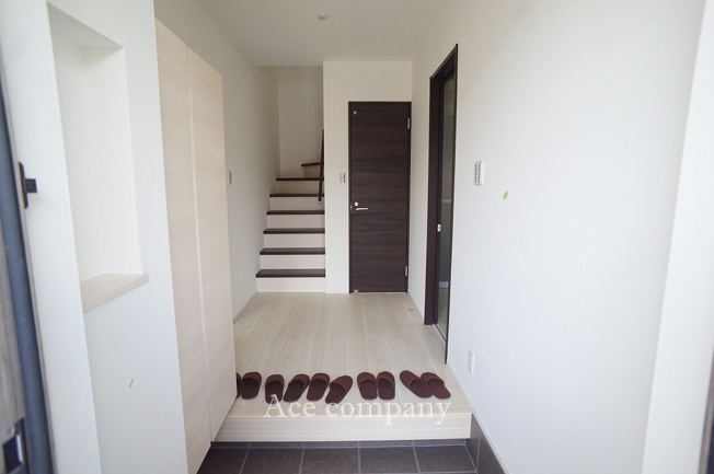 【玄関】 | 八尾市上之島町南2丁目 | シューズボックス付きです♪