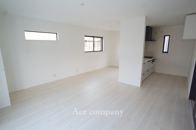 【居間・リビング】 | 八尾市上之島町南2丁目 | 【LDK：ゆったり約18.4帖♪】