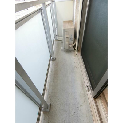 【バルコニー】 | リブリ・シャドゥール | バルコニー付きです