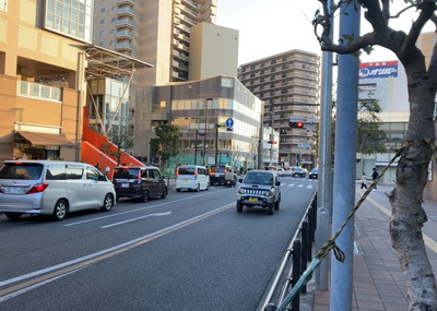 【外観】 | ステーションスカイタワー小田急相模原 | 隣家の土地はどうなっているのか、生活利便施設が近くにあるのか、学校まで近いかなど、お客様のライフスタイルにあわせたイメージが重要です。また、近くにあると困る施設が近くにないかも確認するといいでしょう。