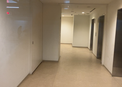 【居間・リビング】 | ステーションスカイタワー小田急相模原 | リビングの間取りの種類は大きくわけてリビングとダイニングが別になっているタイプ、リビングダイニング一体型です。どちらも一長一短ですので、家を選ぶ時はその両面をチェックして決めるようにしましょう。